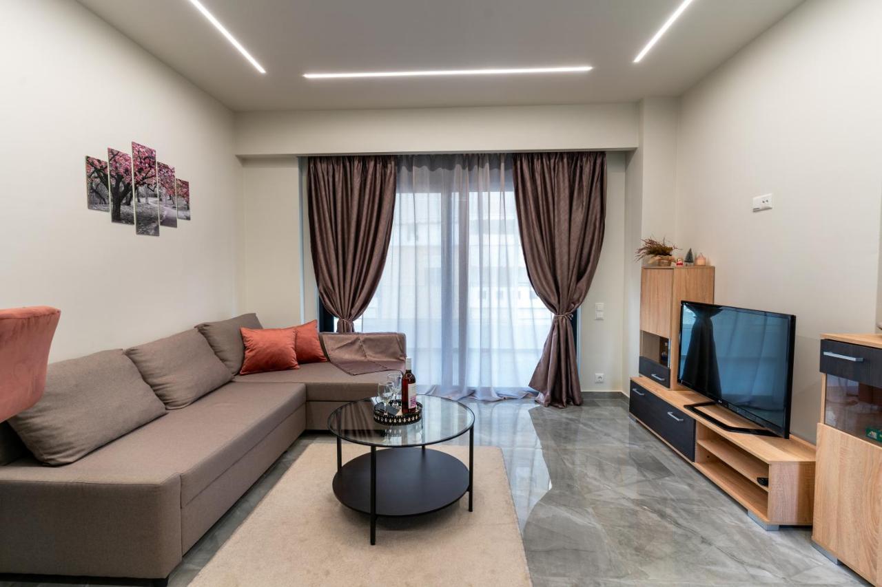 Olina'S Luxury Apartment Τρίκαλα Εξωτερικό φωτογραφία
